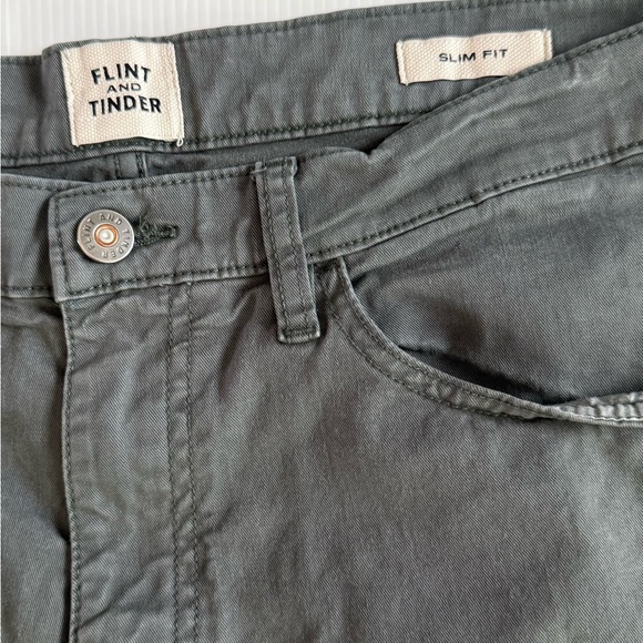 Flint and Tinder Pants Mens 34x32 Green Slim Fit Chino Stretch Casual - Picture 3 of 8
